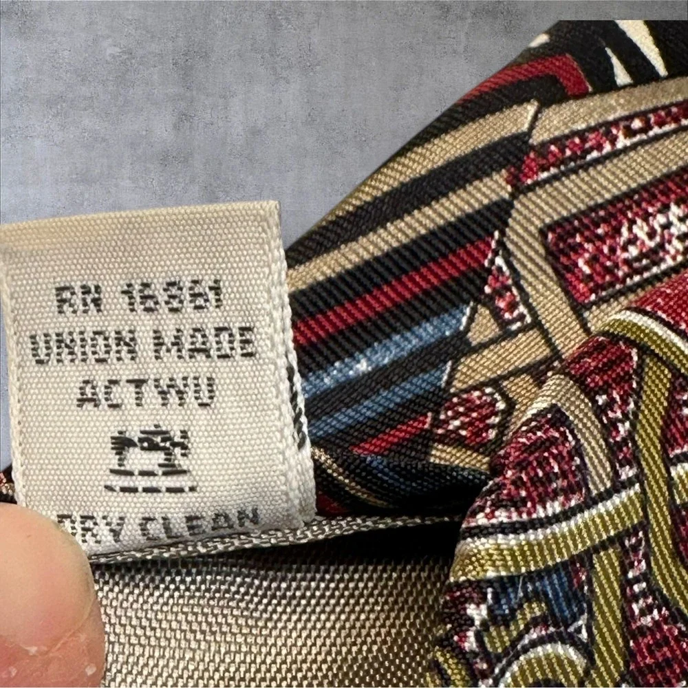 Patinni Union Made Silk Tie Red Black Geometric Pattern‎ Vintage Neckwear USA